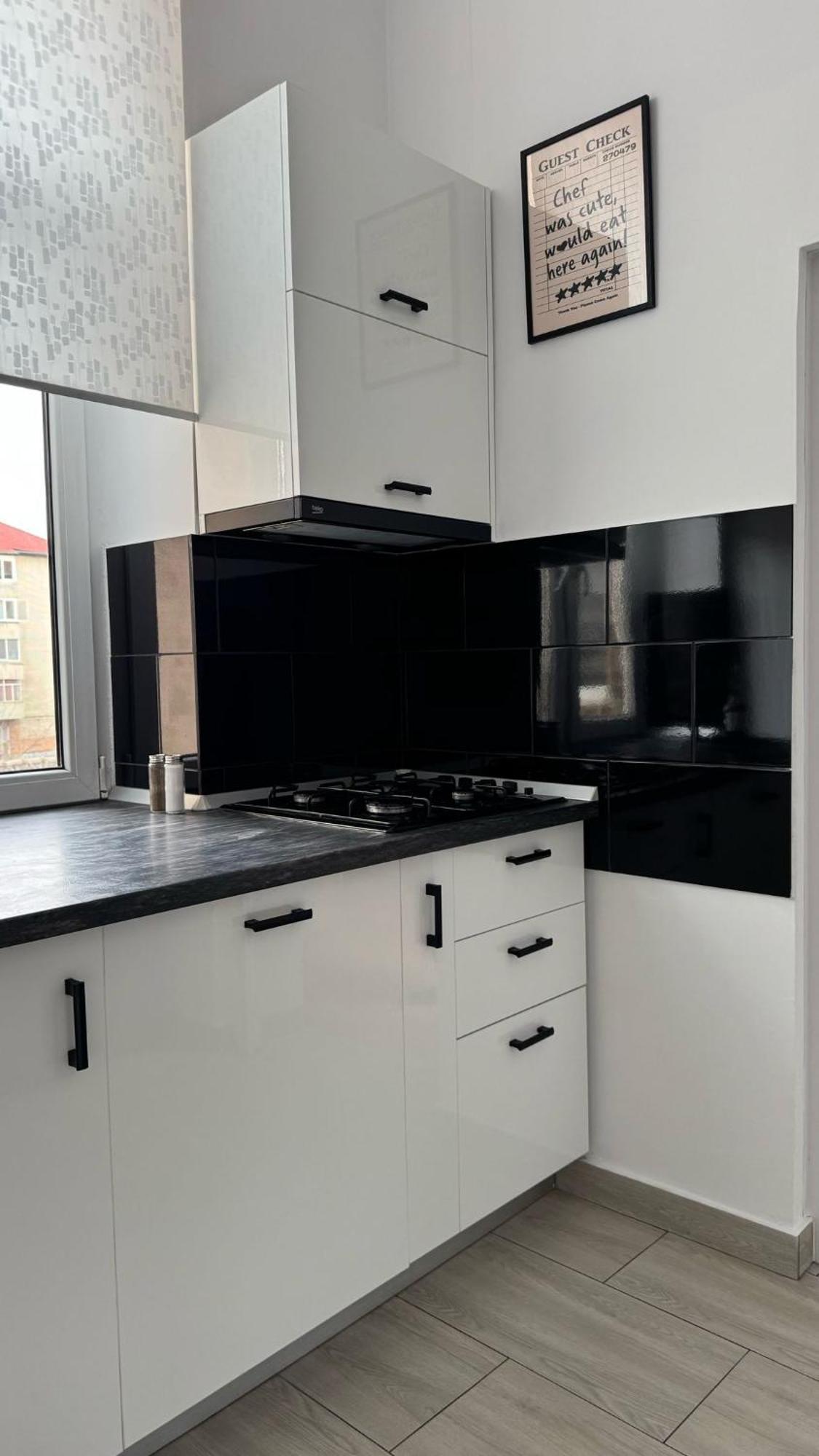 Chic & Cozy In Apartament
